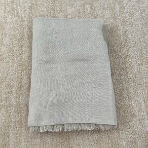 Rough Linen Scarf in Frost